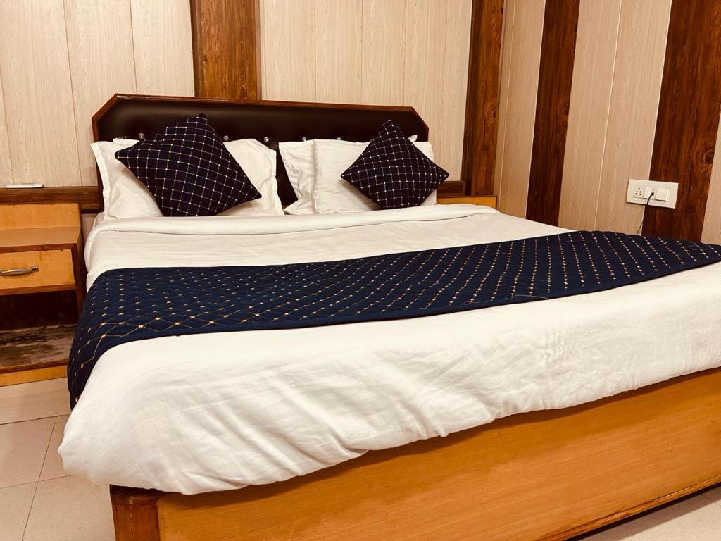 4 U Premium Tapovan Rishikesh Exterior photo